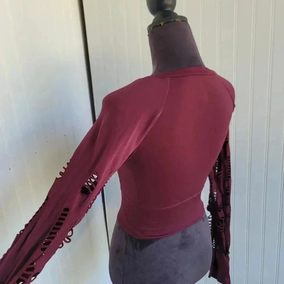 UC Under Control Womens Top Purple Long Sleeve Nylon Stretch Cut Off S / M - Picture 9 of 10